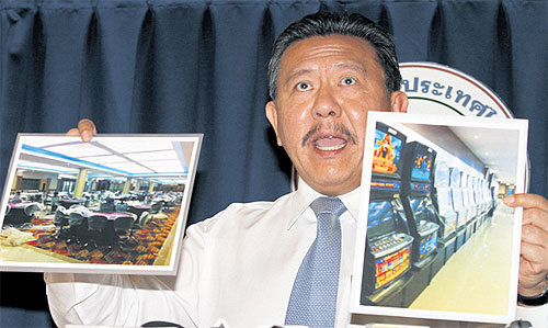 Gambling den bribe claims irk journalists | Bangkok Post: news