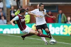 Van Gaal demands more from spluttering Manchester United