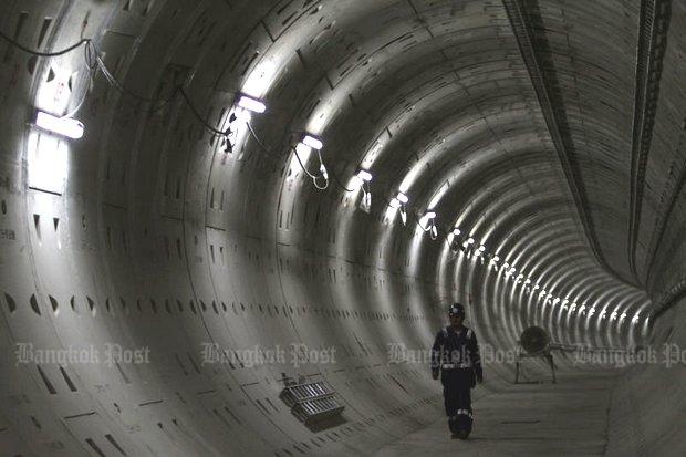 River tunnel_Thailand_Chao Phraya River 
